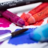 Kép 3/5 - Caran d'Ache Classic Neocolor II akvarellkréta készlet, elegáns fadobozban - 84 db