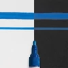 Kép 2/5 - Sakura Pen-Touch lakkfilc, medium (2 mm) - blue