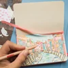 Talens Art Creation Sketch Book rajz- és vázlatfüzet, 140 g, 80 lap - 9x14 cm, pasztell ibolyaszín