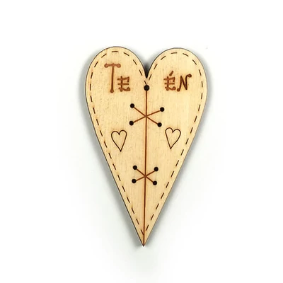 Fafigura, akasztható, lézerrel mintázott - Szív, TE + ÉN