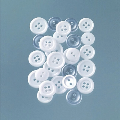 Műanyag gombok - fehér, 1-1,5 cm, 40 g
