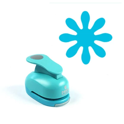 Mintalyukasztó, 3,8 cm - virág, nyolc szirmú