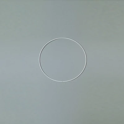 Fém alapkarika, fehér, álomfogó - 10 cm