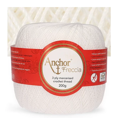 Horgolócérna, Freccia 12, 200g, 07901 fehér