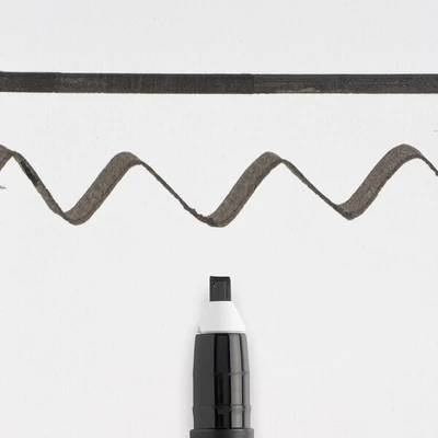 Sakura Pigma Calligrapher filctoll, 30 - fekete