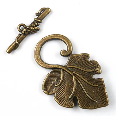 Charm fémdísz, 2 pár - T-kapocs, szőlőlevél, antik