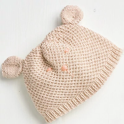 Kötőkészlet, Anchor Baby Pure Cotton - Sapka és cipő, bézs
