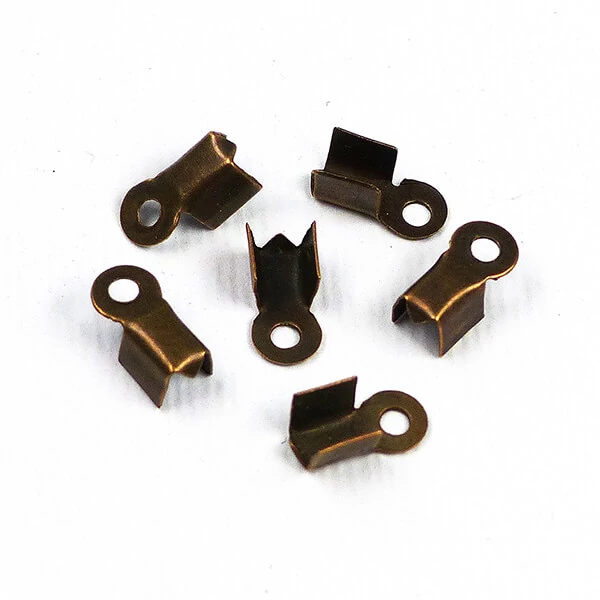 Bőr végzáró, szögletes - antik, 3x9 mm