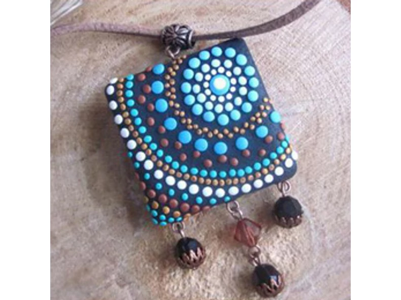 Mandala nyaklánc Fimo süthető gyurmából