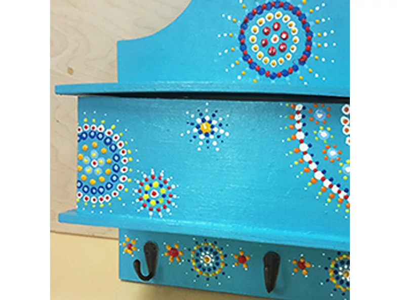 Mandala minta pöttyözéssel fára